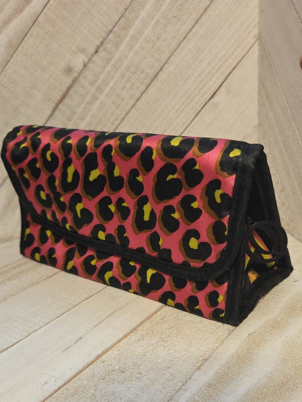 NEW Quo Folding Makeup Bag Travel Bag With Mirror Animal Leopard Print